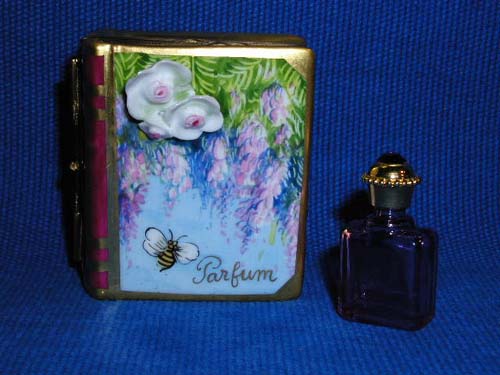 PERFUME BOOK W/BOTTLE